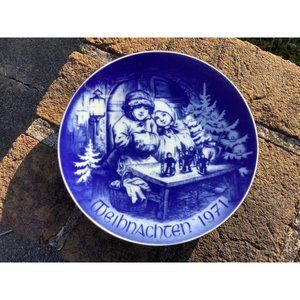 Vintage 1971 Bareuther Christmas Limited Edition Blue Plate